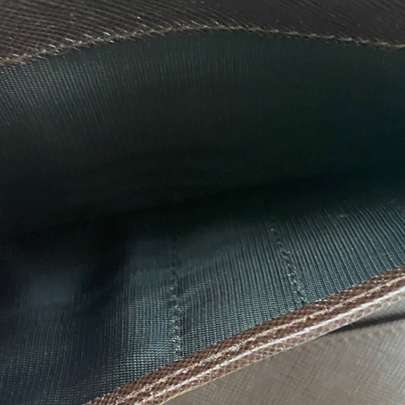 Salvatore Ferragamo Deep brown leather wallet with gold accent - Picture 9 of 16